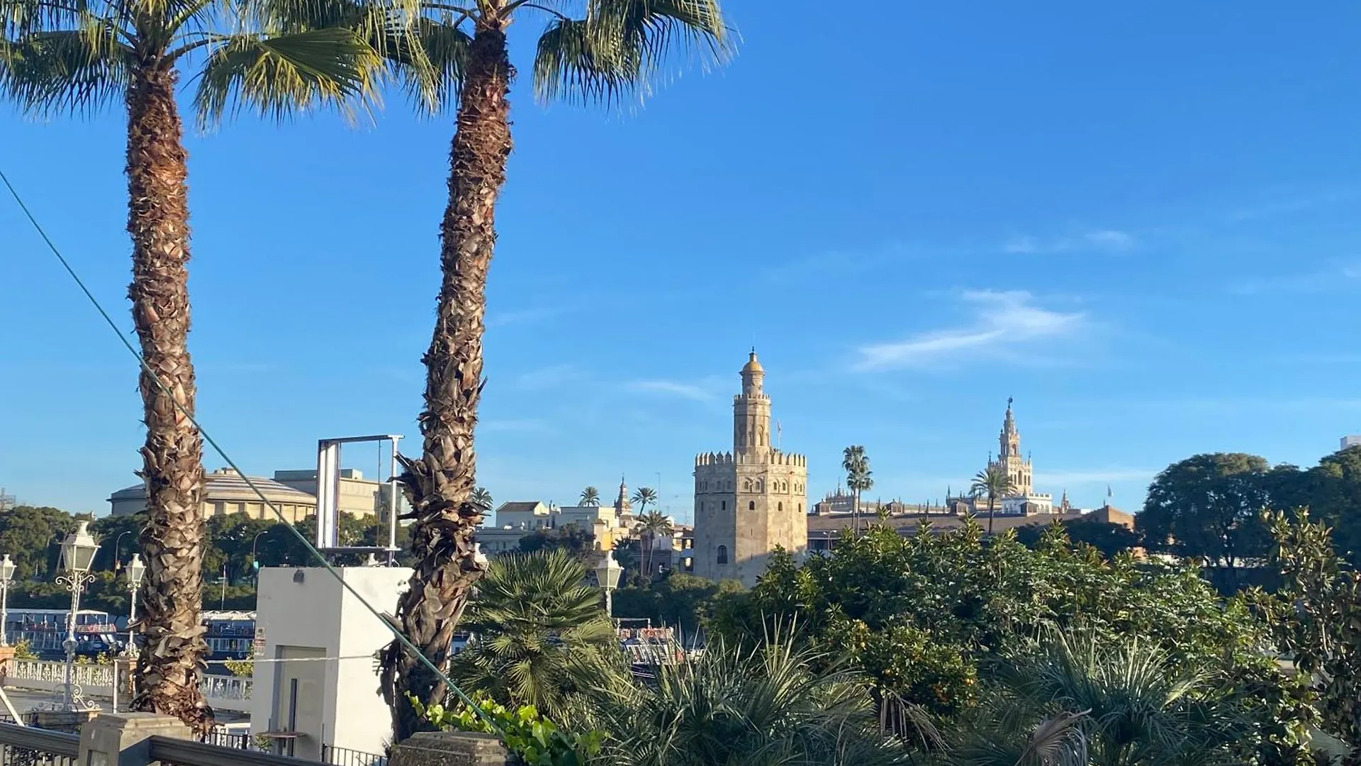 Lovely Triana Flat With Roof Terrace Seville